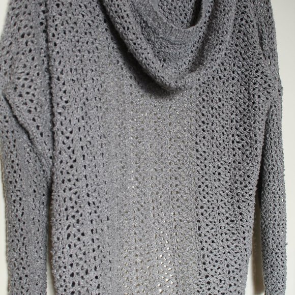 Aritzia Talula Grey Cardigan - Picture 3 of 4